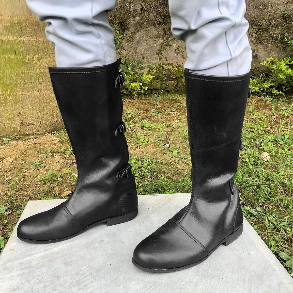 Medieval Style Guard Buckle Tall Shoes